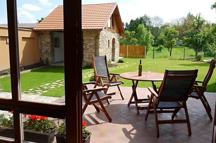 Domecek Milevsko Hotel Exterior photo